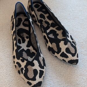Rothy's Black and Cream Leopard Flats